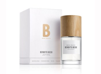 Bote de perfume redondo con tapon de madera Beso Beach Bendito Beso