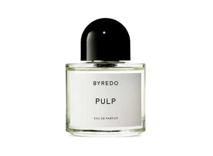 Frasco minimalista con tapón negro de Agua de Perfume BYREDO Pulp